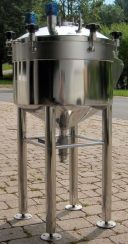 Pharma-Ansatzbehälter 2