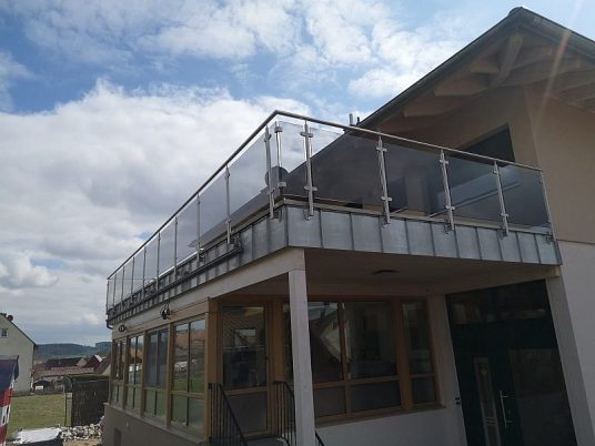 9e5a312e-3187-4c56-8c38-77e8bf4e874c web