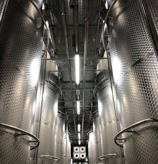 CF008B42-32D4-4612-8168-F2661559DCA6 web